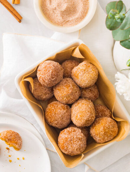 Bouchées de beignet faciles à la citrouille aux épices