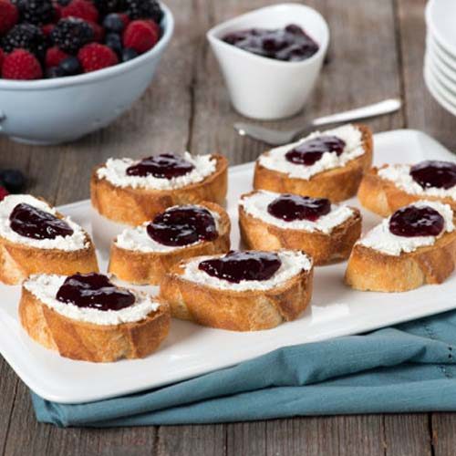 Field Berry & Goat Cheese Crostini