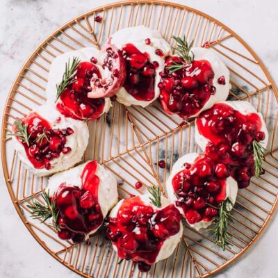 Holiday Meringue Wreath