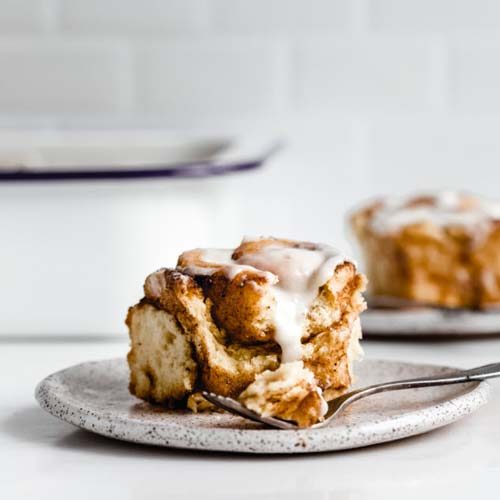 Vegan Pumpkin Spice Cinnamon Rolls